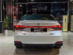 تۆیۆتا ئەڤەلۆن